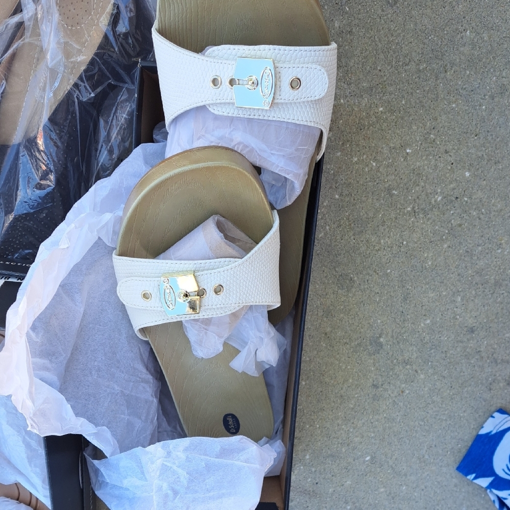 Dr Scholls NEW White Slide Sandals with Gold Buckle